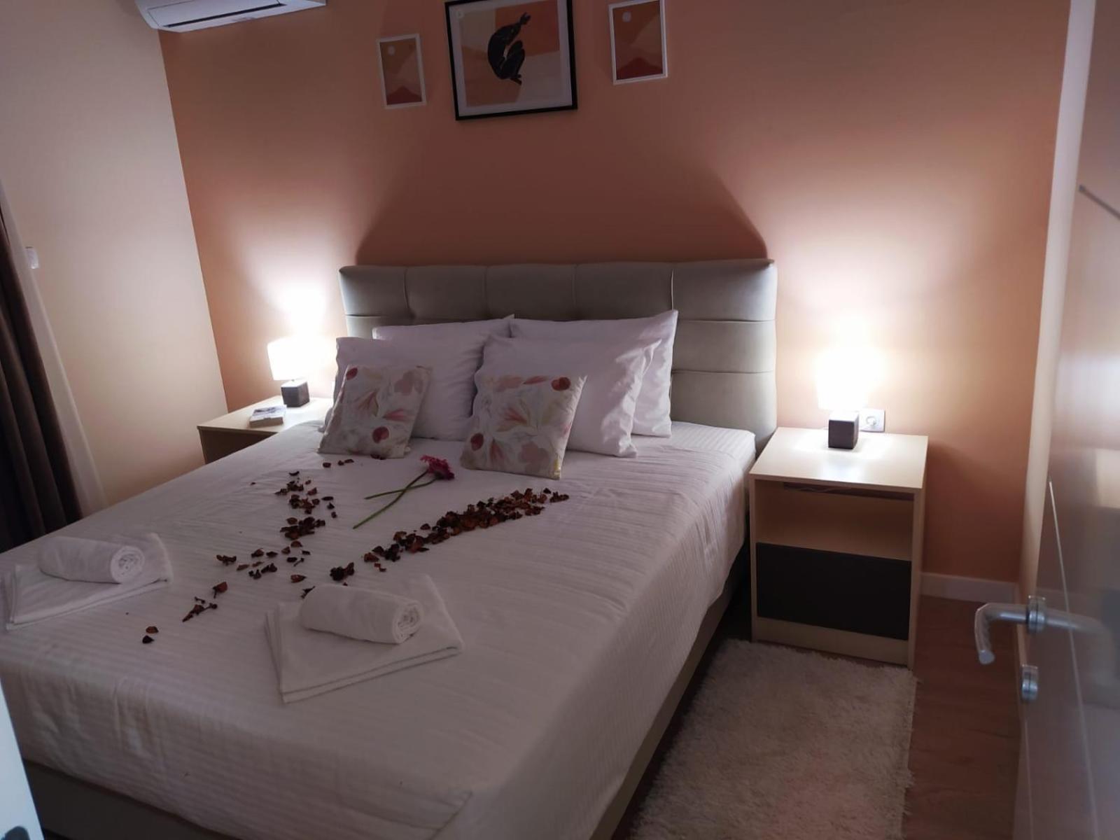 Pine 1 Apartment In The Center Τρέμπινιε Εξωτερικό φωτογραφία