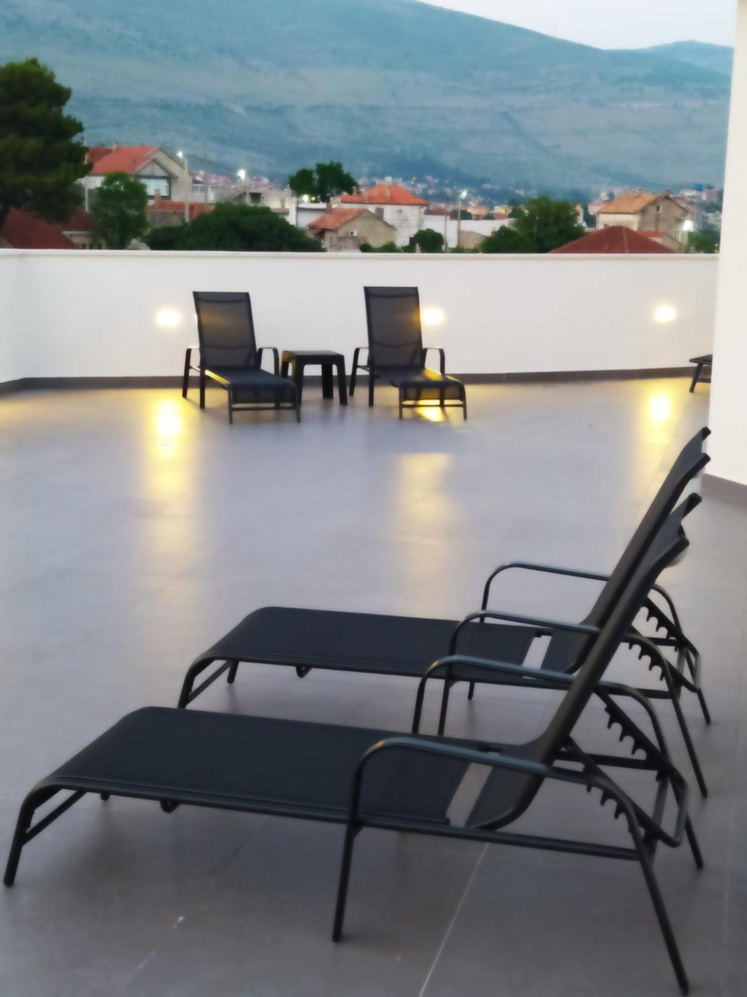 Pine 1 Apartment In The Center Τρέμπινιε Εξωτερικό φωτογραφία
